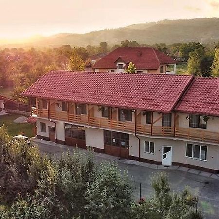 Angela Hotel Polovragi Ngoại thất bức ảnh