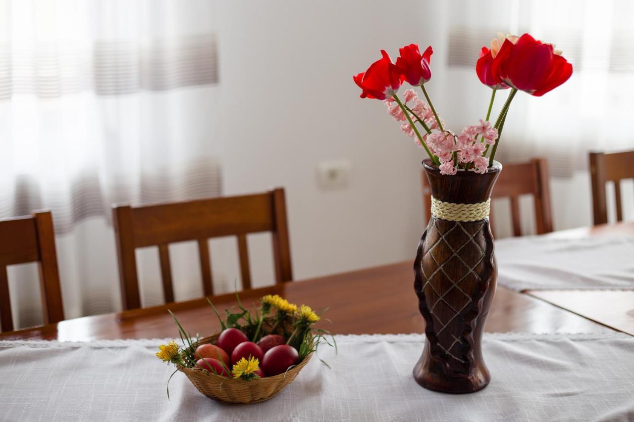 Angela Hotel Polovragi Ngoại thất bức ảnh